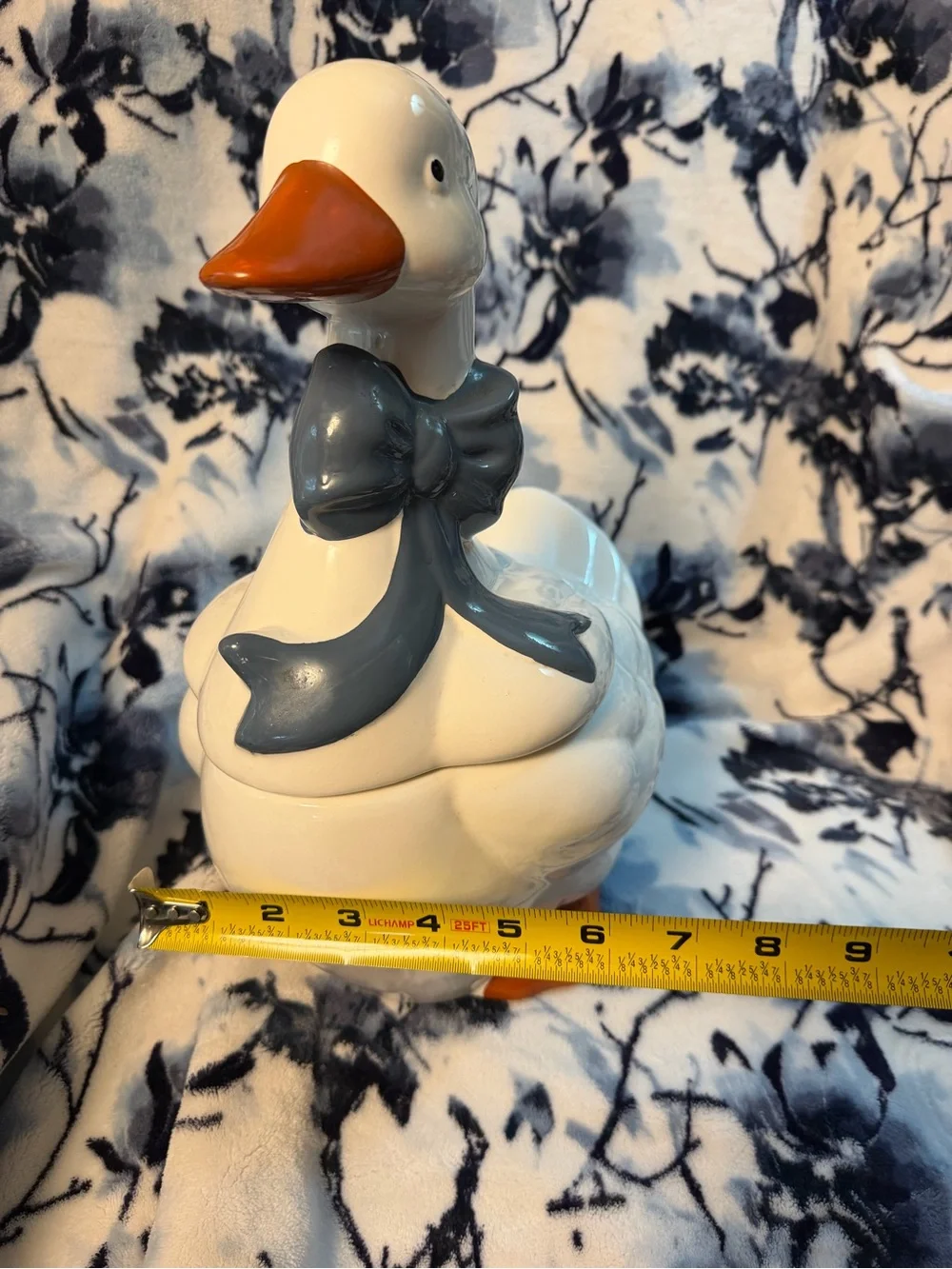 Vintage Mother Goose Large Ceramic Cookie Jar. Beautiful. Accepting Offers.